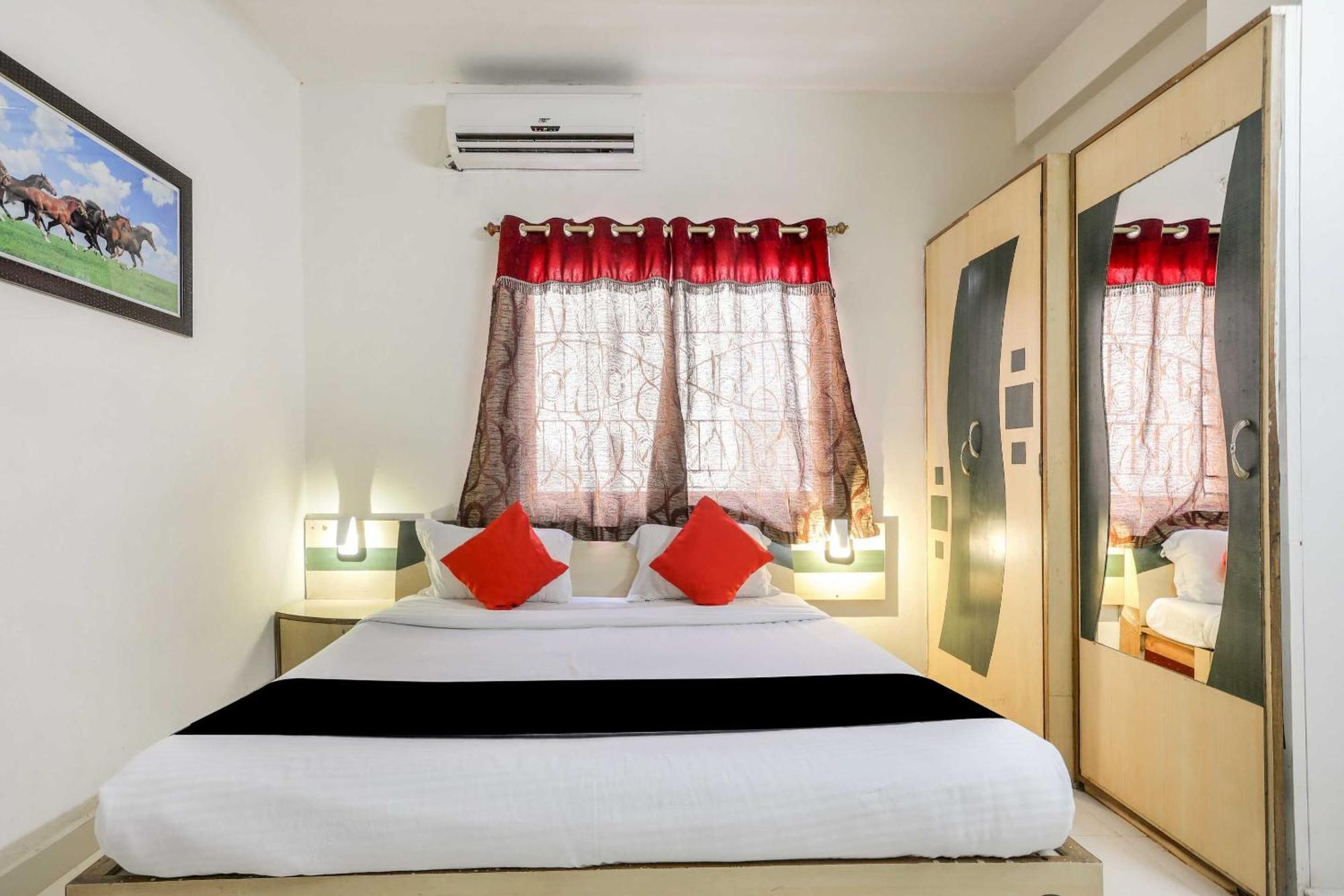 Collection O 3761 Hotel Shree Datta Indore Exterior photo